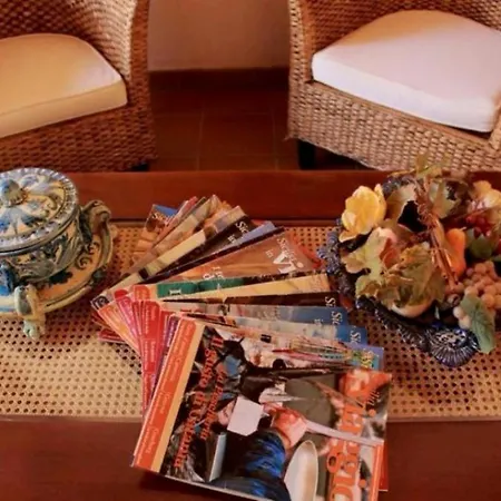 Agriturismo Bugilfezza Hotel *